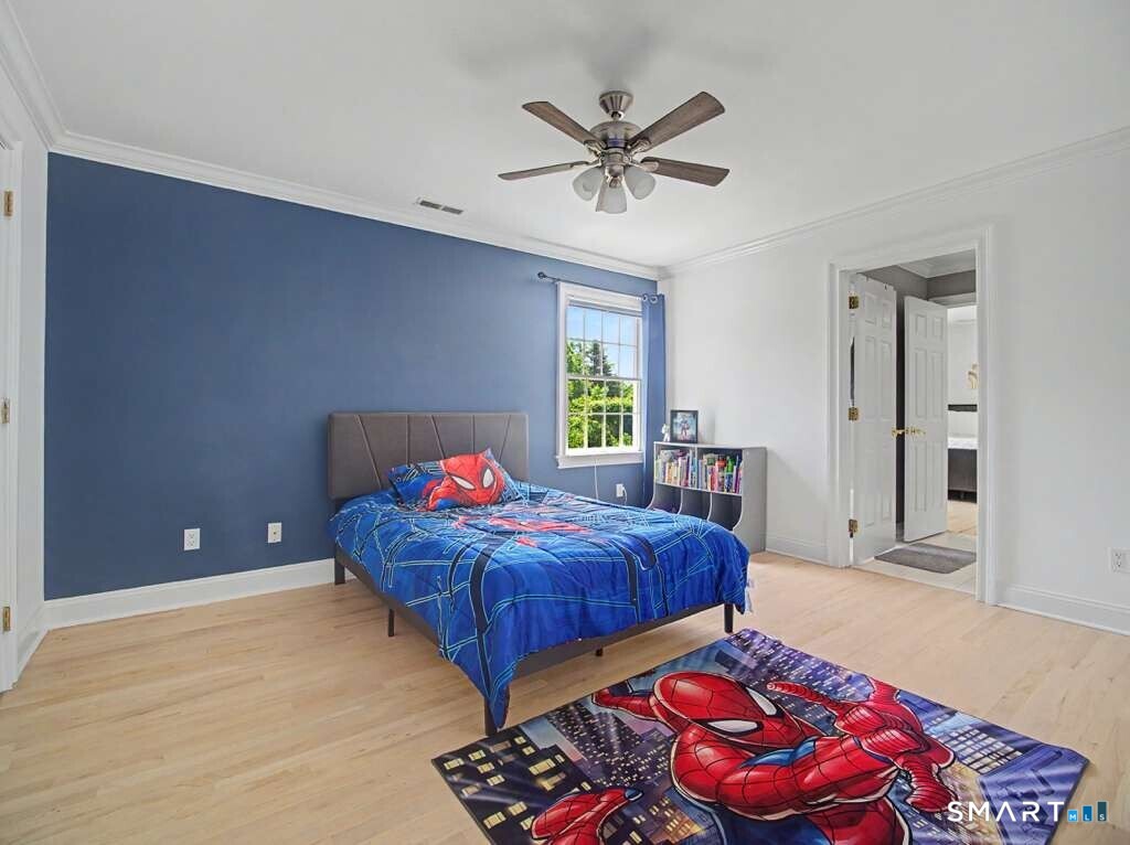 125 Skunk Lane Wilton CT 06897