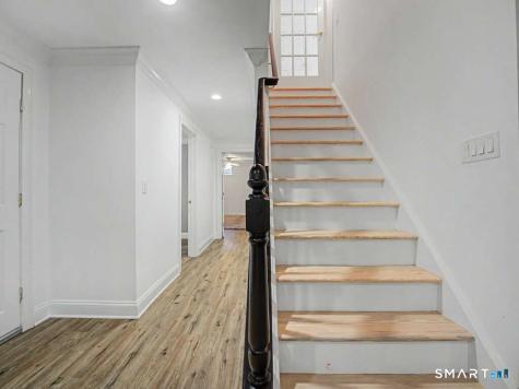 125 Skunk Lane Wilton CT 06897