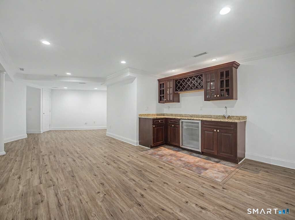 125 Skunk Lane Wilton CT 06897