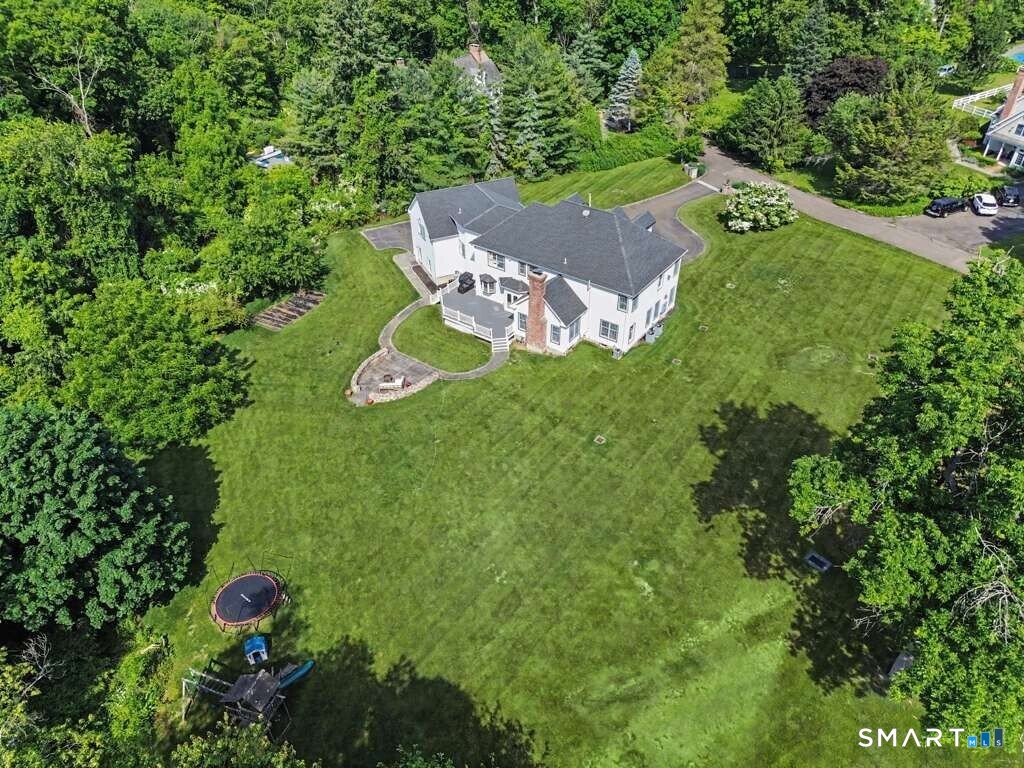 125 Skunk Lane Wilton CT 06897