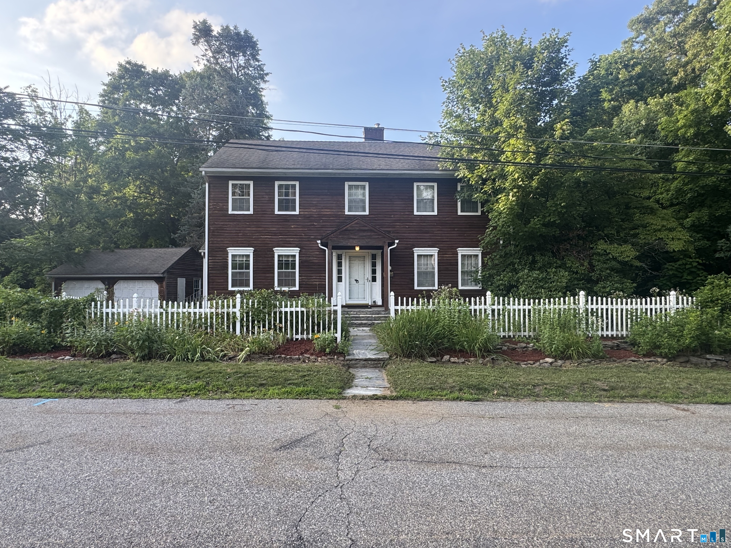 19 Washburn Street Windham CT 06226