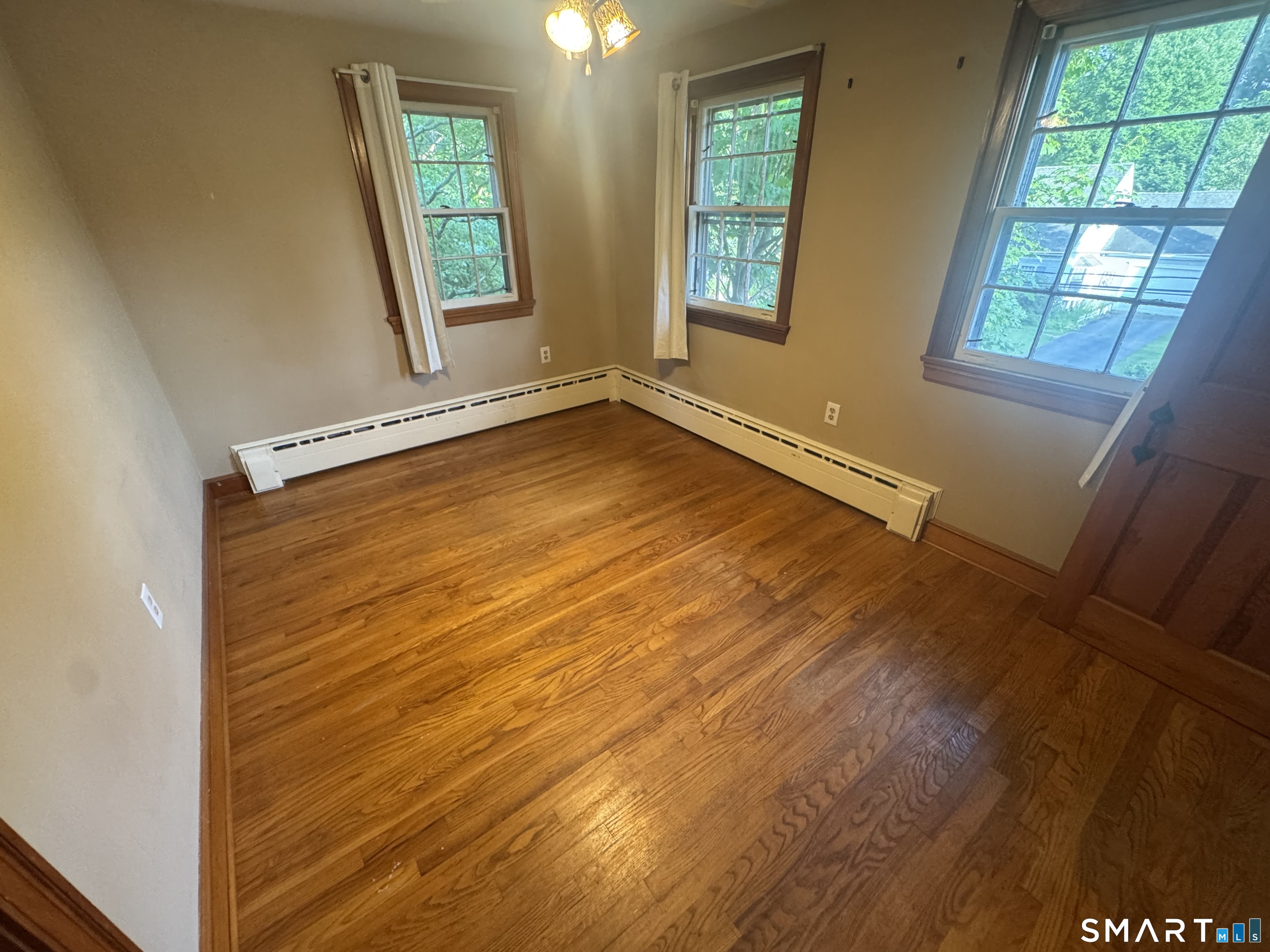 19 Washburn Street Windham CT 06226