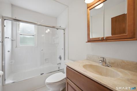 42 Cardinal Drive East Hartford CT 06118