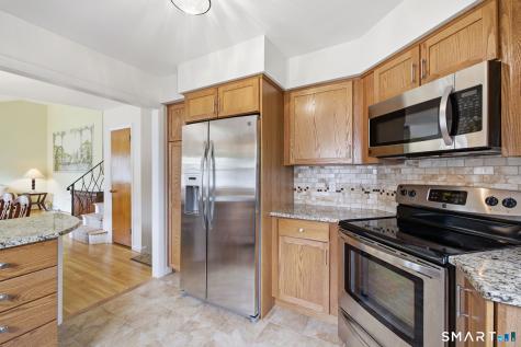 42 Cardinal Drive East Hartford CT 06118