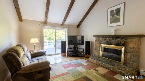 22 Briarwood Drive Guilford CT 06437