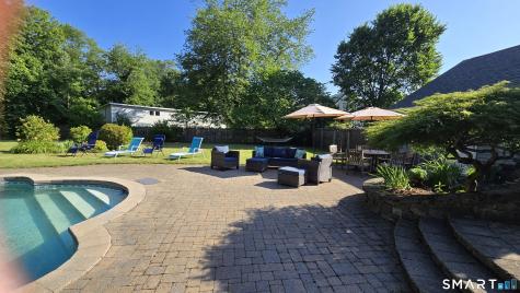 22 Briarwood Drive Guilford CT 06437