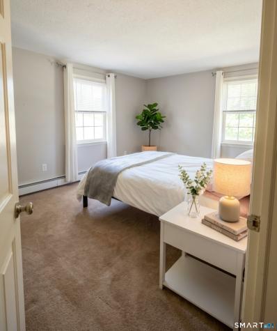 22 Briarwood Drive Guilford CT 06437