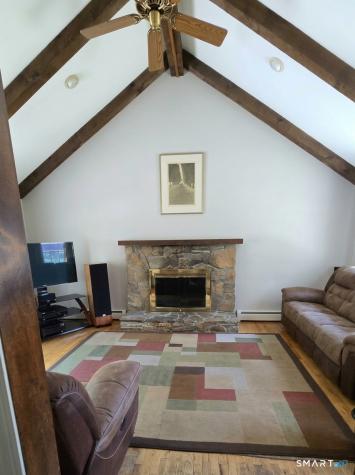 22 Briarwood Drive Guilford CT 06437