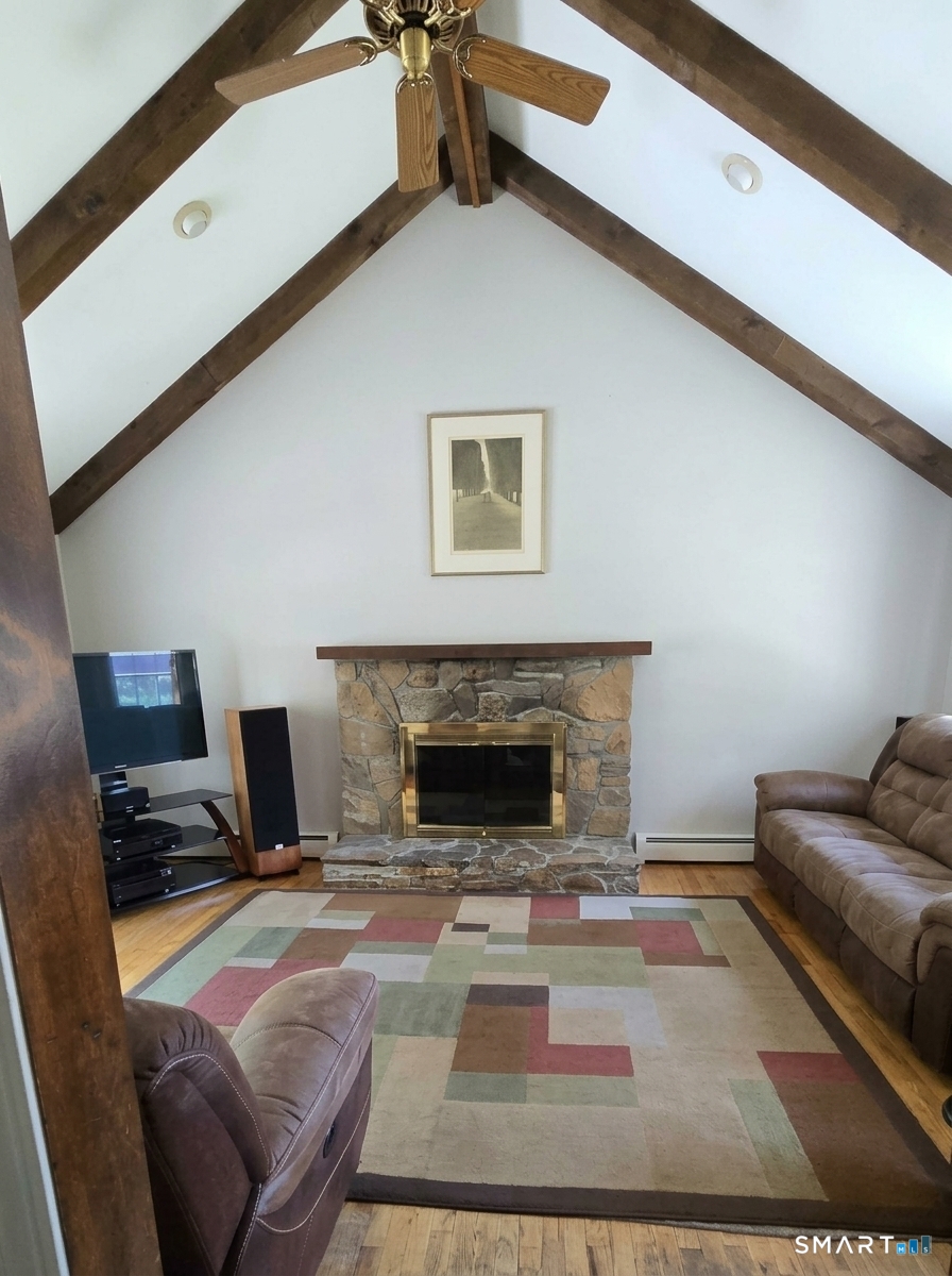 22 Briarwood Drive Guilford CT 06437