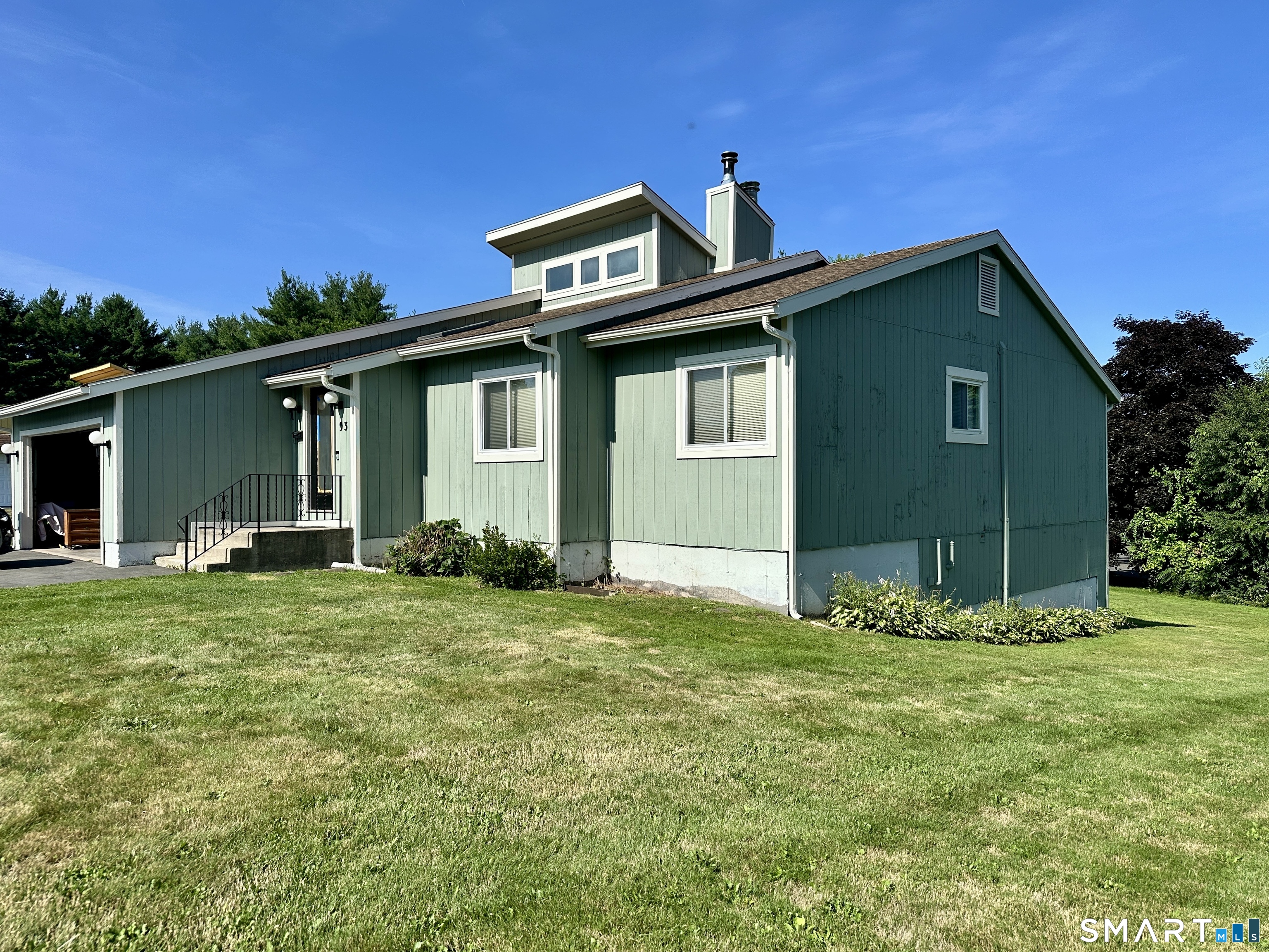 93 Woodland Avenue Bloomfield CT 06002