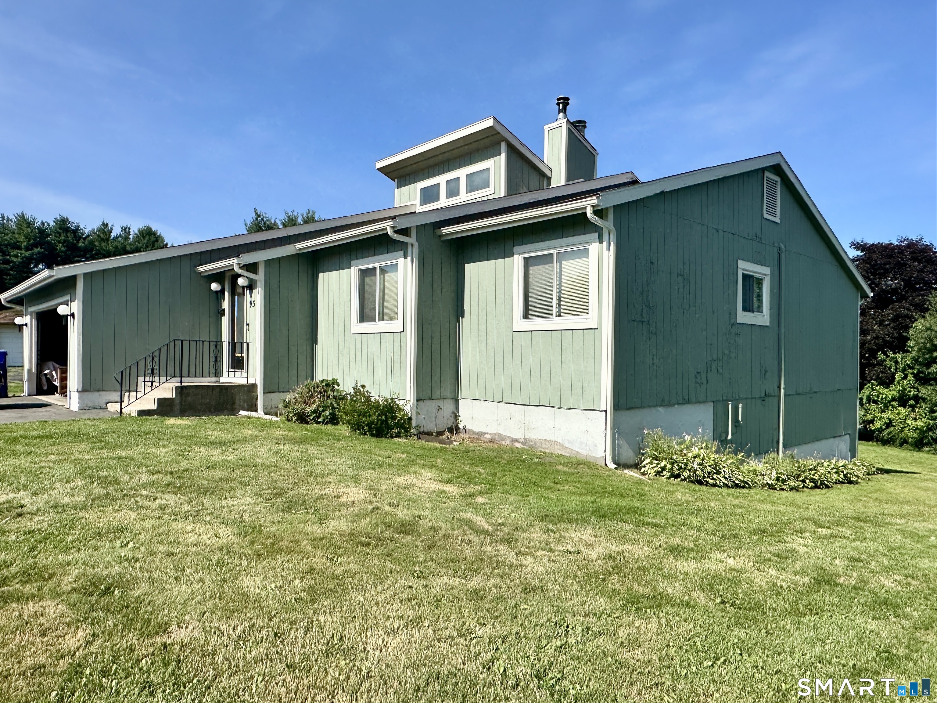 93 Woodland Avenue Bloomfield CT 06002