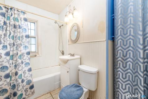 16 Walnut Circle Windsor Locks CT 06096