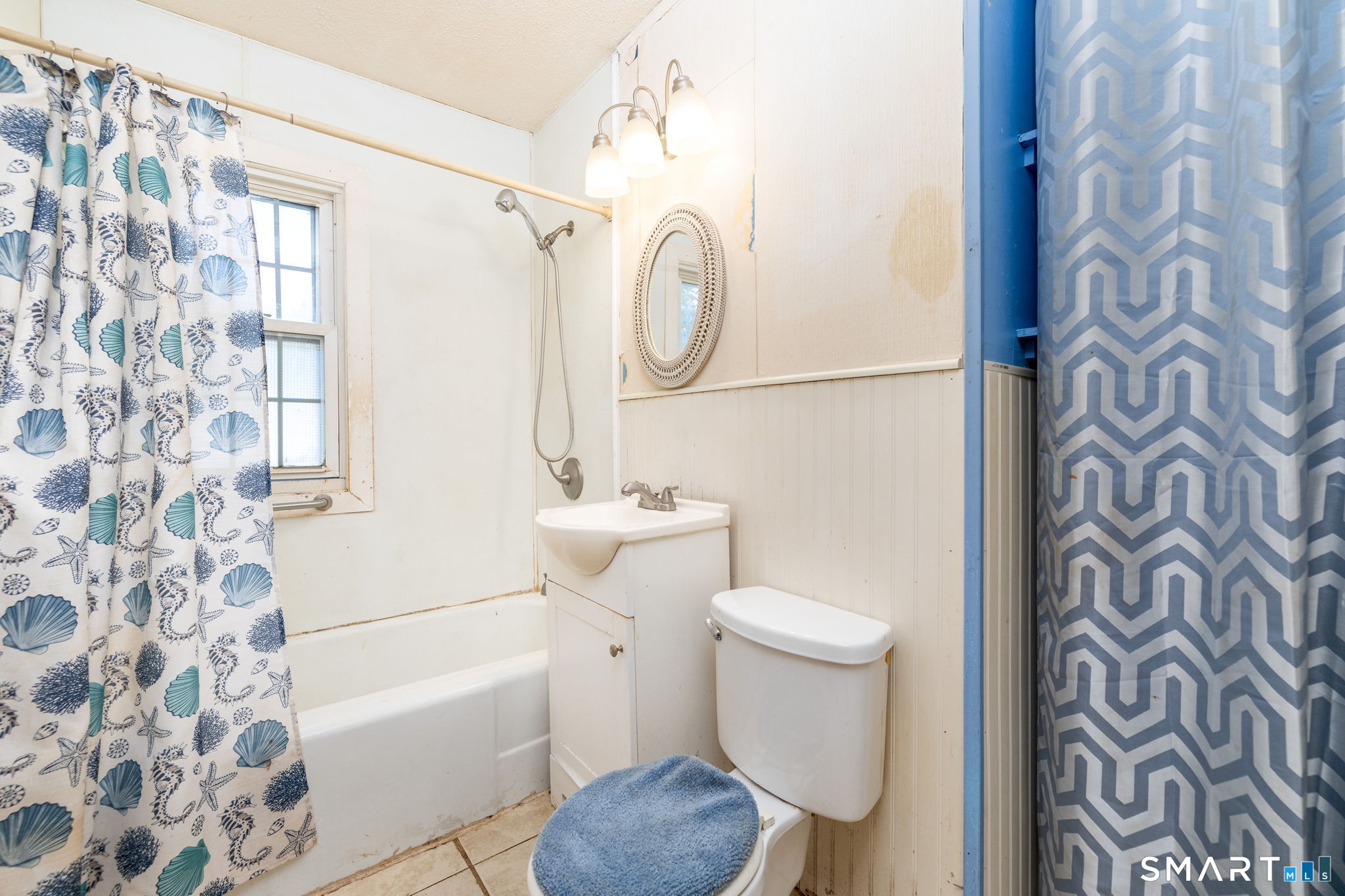 16 Walnut Circle Windsor Locks CT 06096