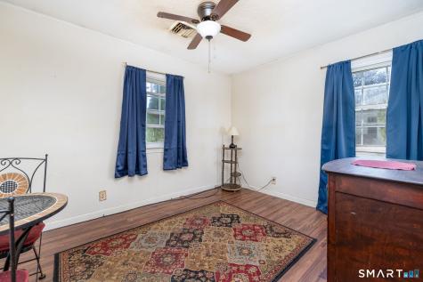 16 Walnut Circle Windsor Locks CT 06096