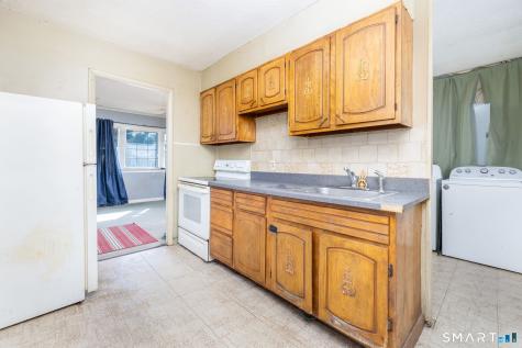 16 Walnut Circle Windsor Locks CT 06096