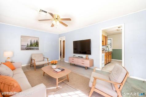 16 Walnut Circle Windsor Locks CT 06096