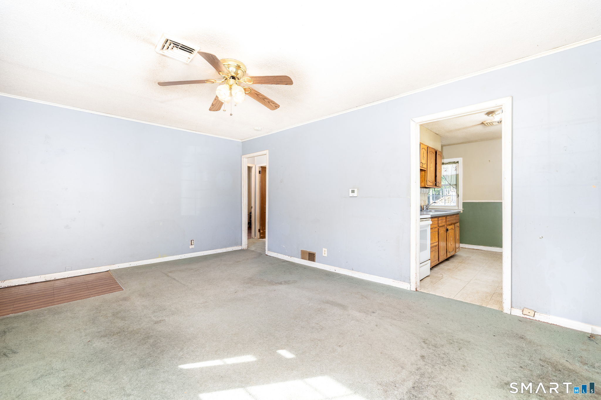 16 Walnut Circle Windsor Locks CT 06096