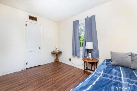 16 Walnut Circle Windsor Locks CT 06096