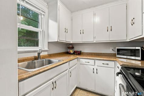 54 Silver Hill Road Ansonia CT 06401