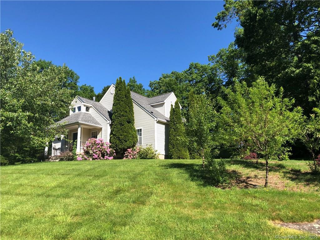 26 Timberwood Trail Hamden CT 06514