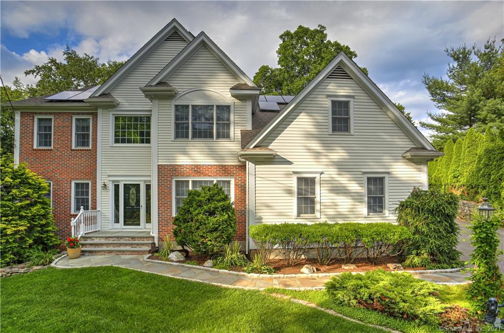 28 Still Meadow Place Fairfield CT 06824