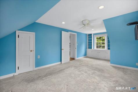 1006 King Road Cheshire CT 06410