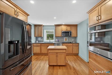 1006 King Road Cheshire CT 06410