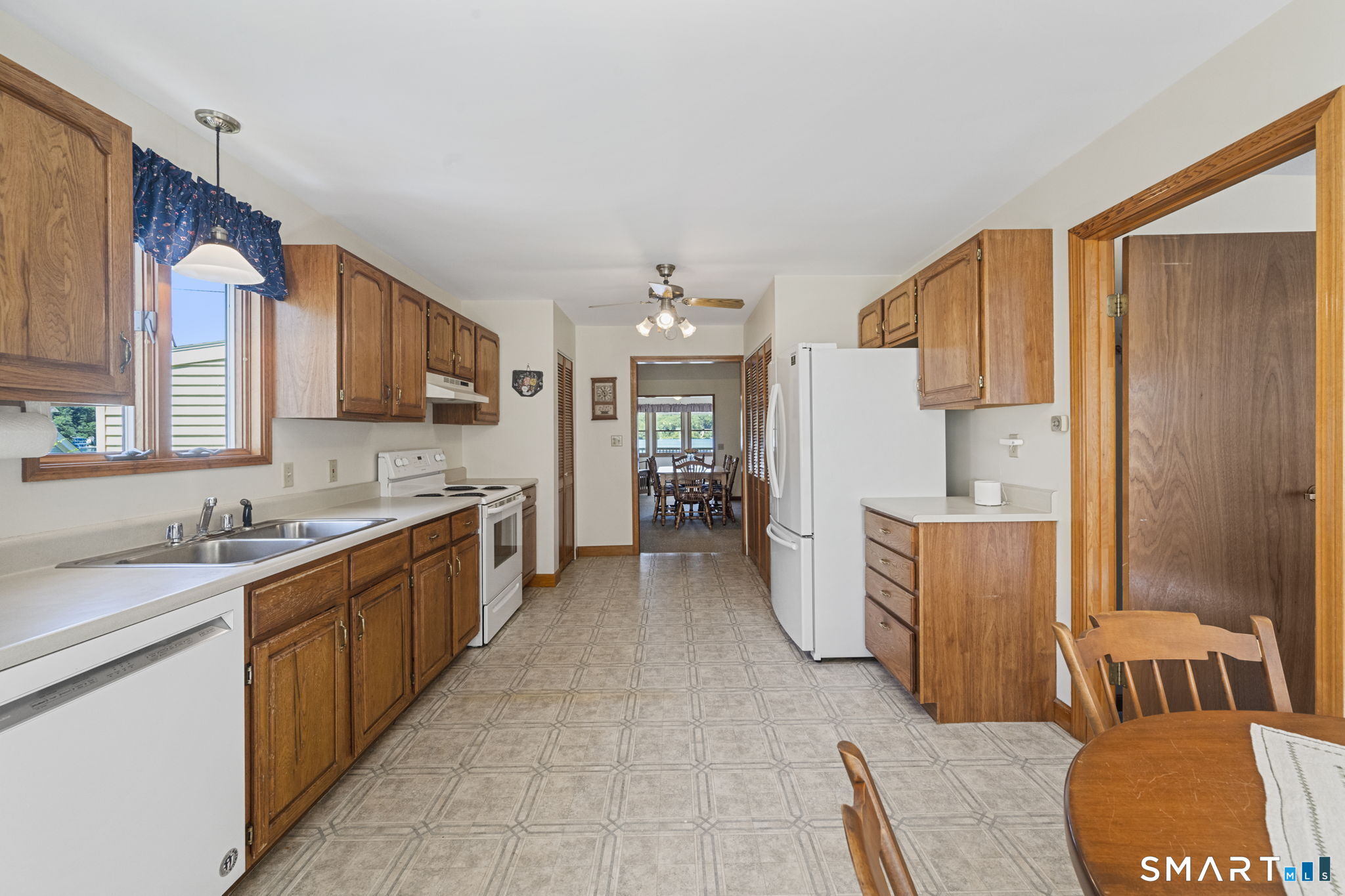12 Private Grounds Road Ellington CT 06029