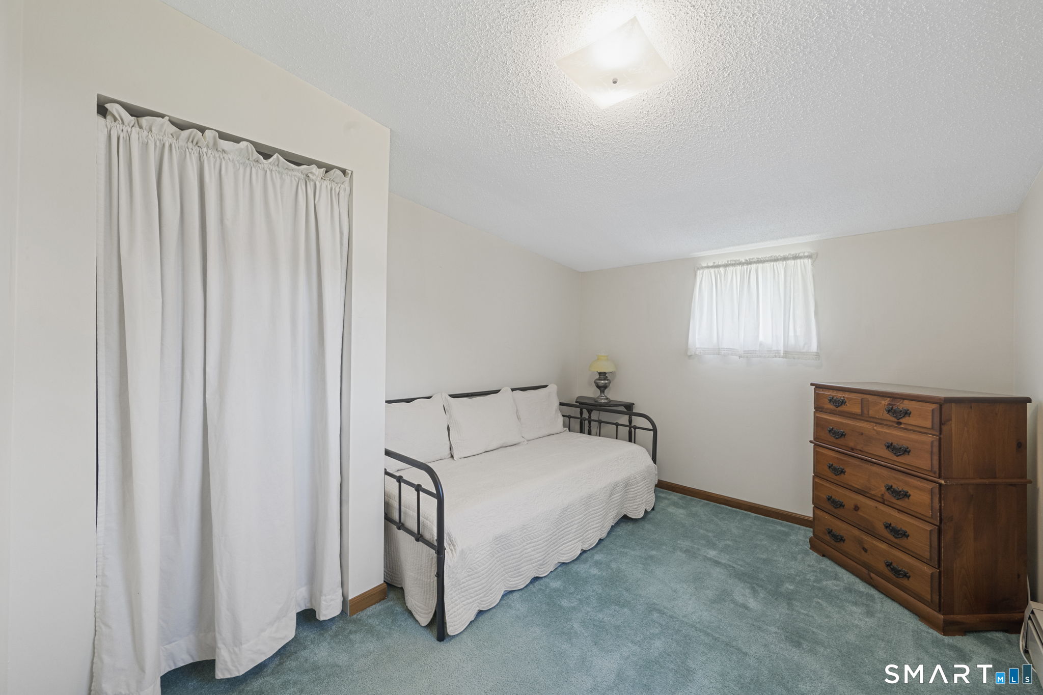 12 Private Grounds Road Ellington CT 06029