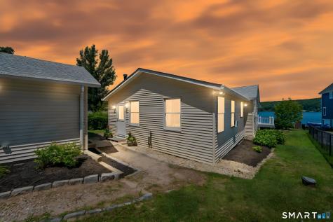 12 Private Grounds Road Ellington CT 06029