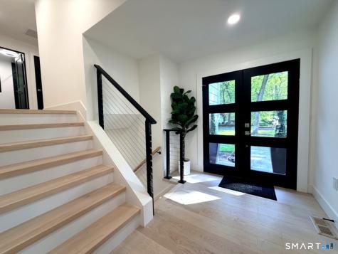 355 Surrey Lane Fairfield CT 06824