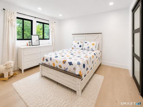 355 Surrey Lane Fairfield CT 06824