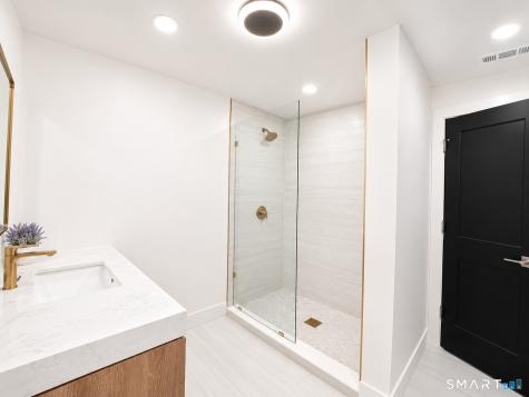 355 Surrey Lane Fairfield CT 06824