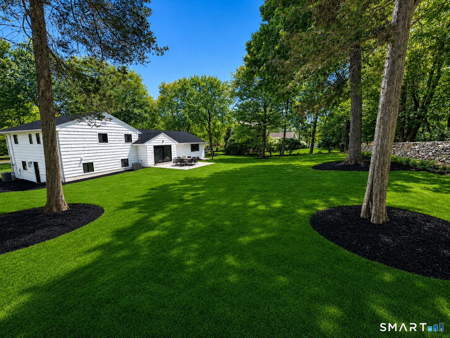 355 Surrey Lane Fairfield CT 06824