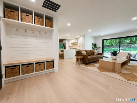 355 Surrey Lane Fairfield CT 06824