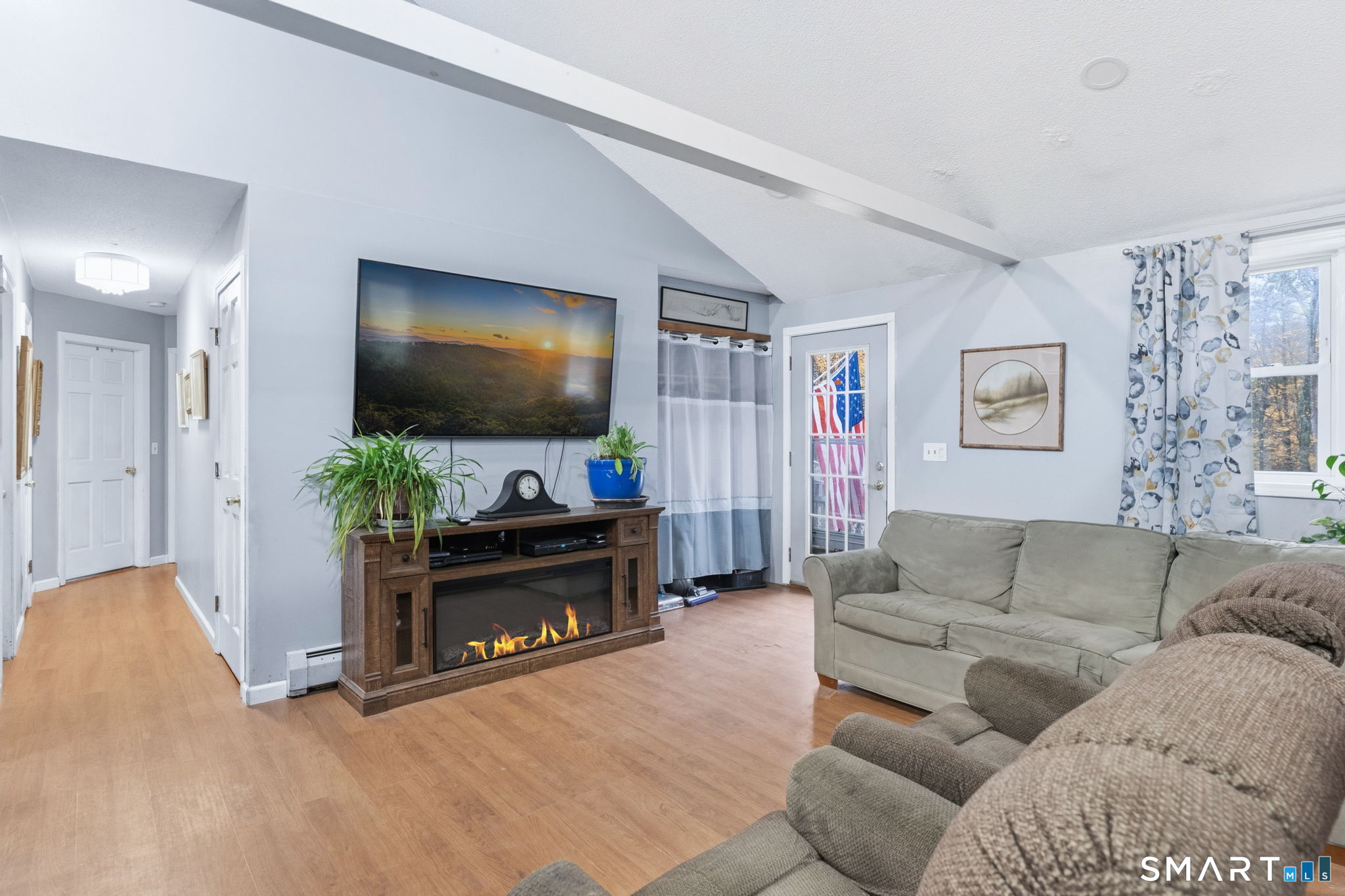 85 Mansfield Road Ashford CT 06278