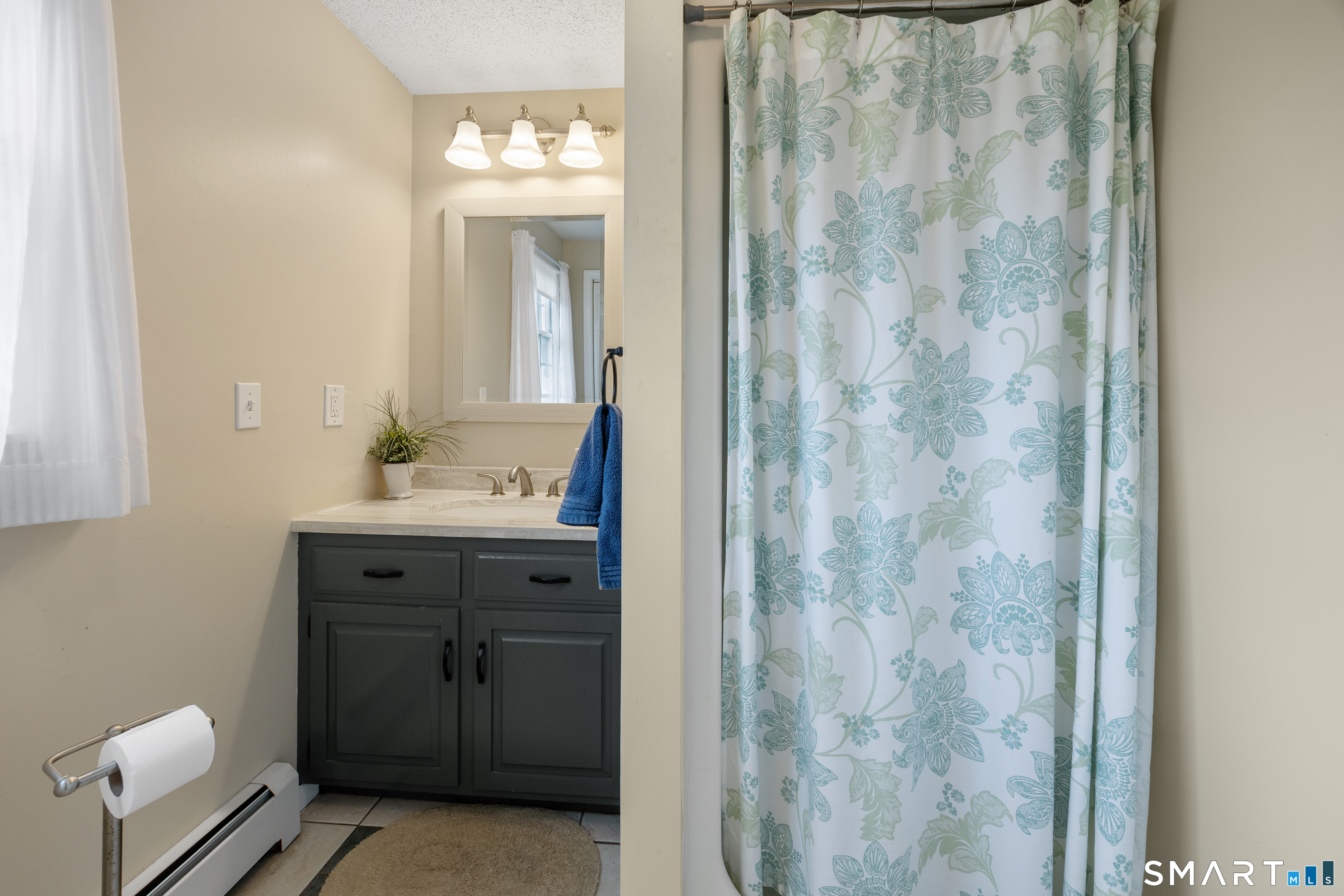 24 Concetta Lane Bristol CT 06010