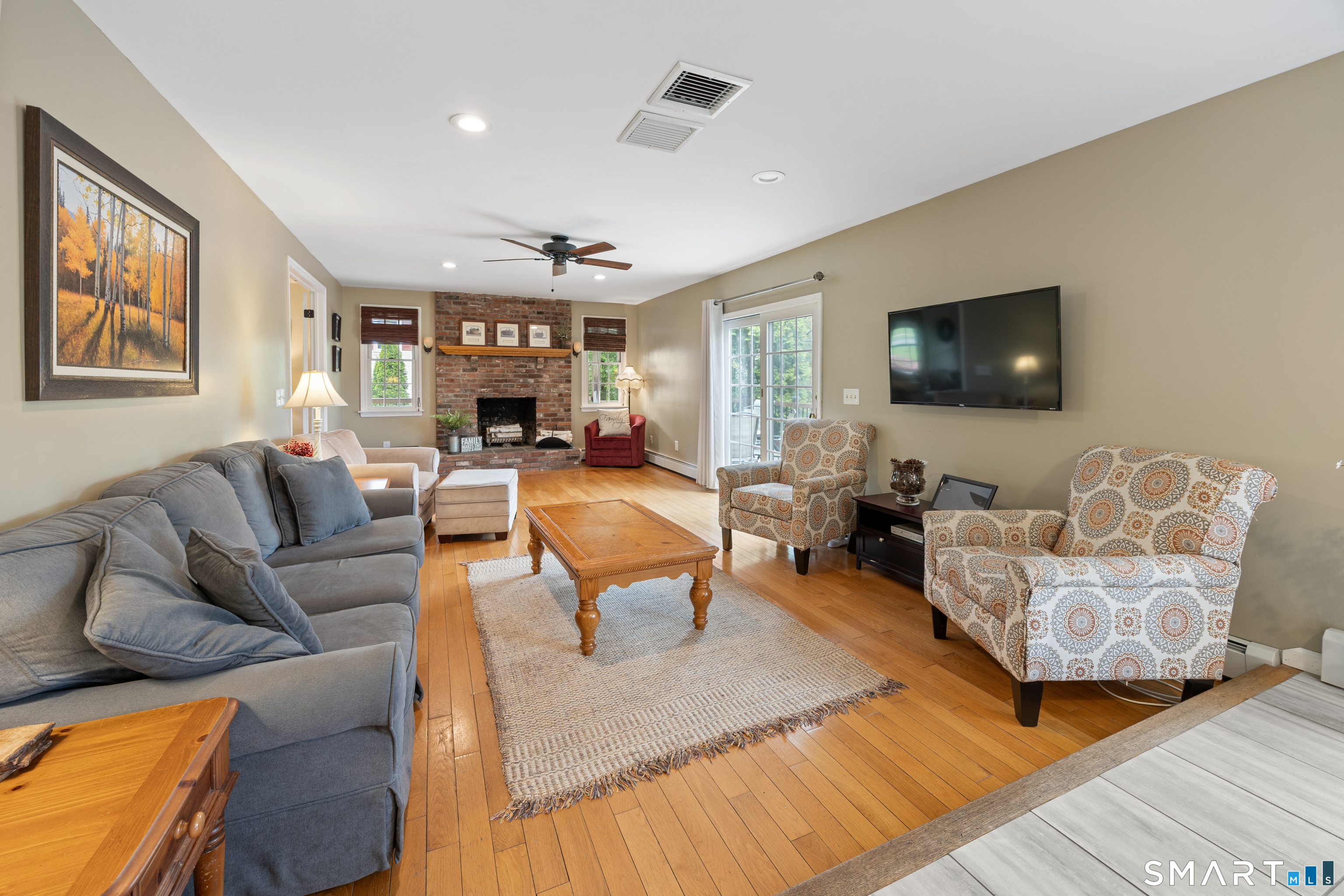24 Concetta Lane Bristol CT 06010