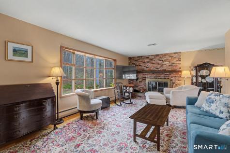 42 Parker Hill Road Killingworth CT 06419