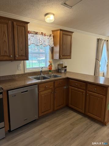 37 Woodland Trail Killingworth CT 06419