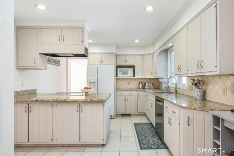 68 Longview Road Monroe CT 06468