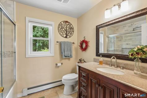 6 Mcnulty Drive New Milford CT 06776
