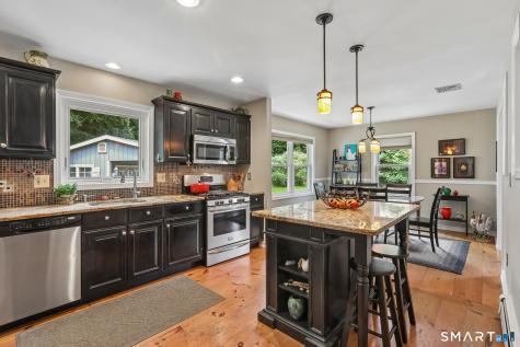 6 Mcnulty Drive New Milford CT 06776