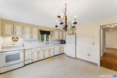 70 Bielefield Road Middletown CT 06457
