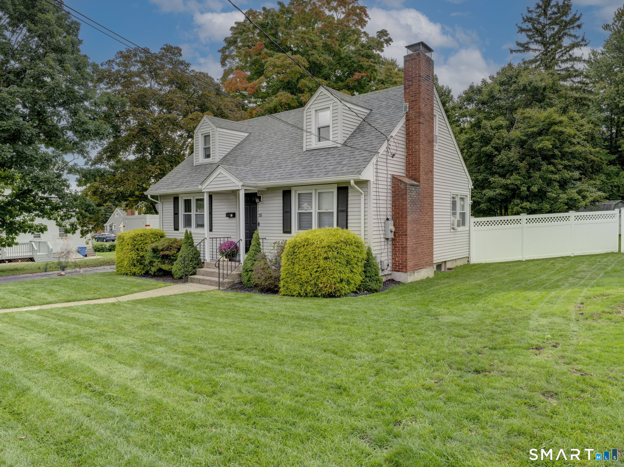 35 Helaine Road Manchester CT 06042