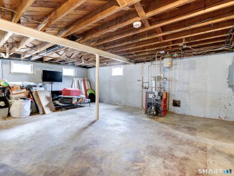 35 Helaine Road Manchester CT 06042