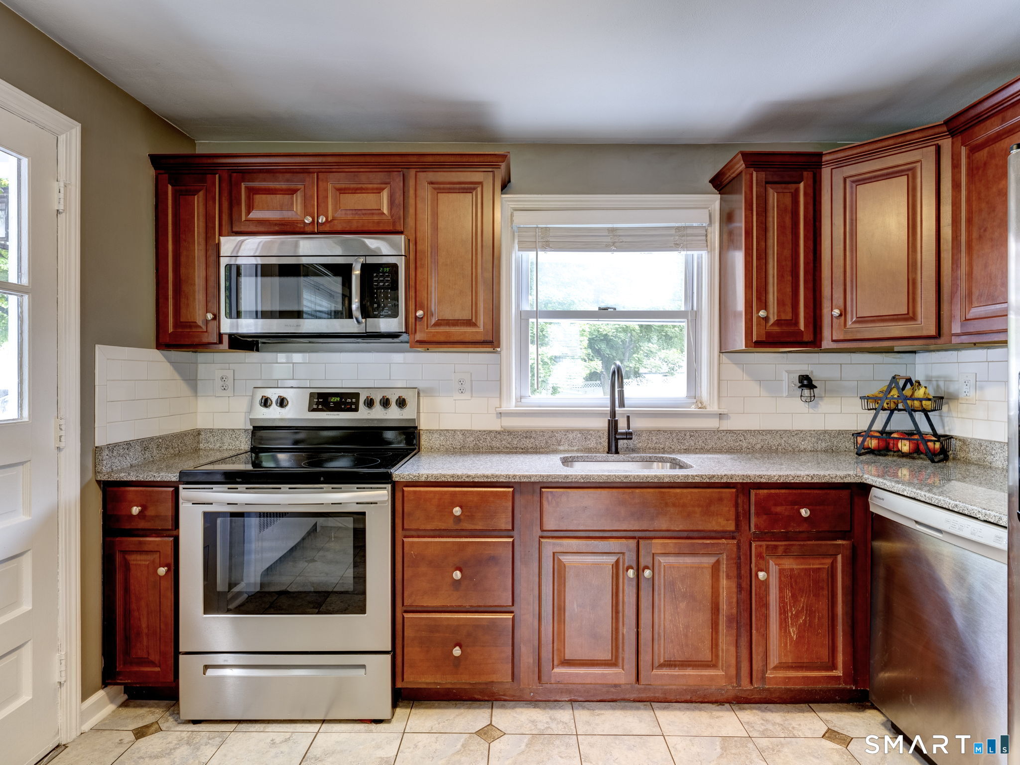 35 Helaine Road Manchester CT 06042