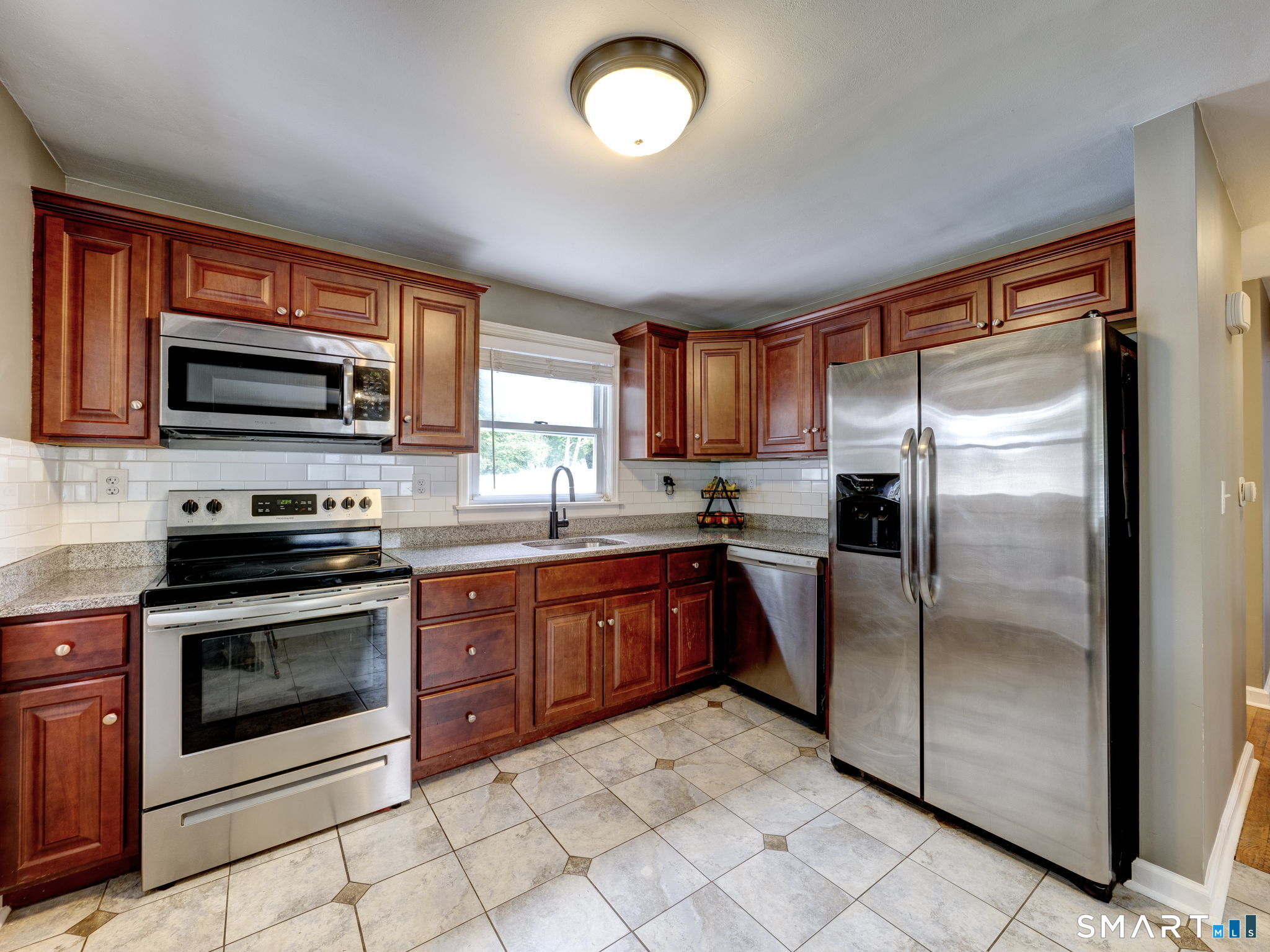 35 Helaine Road Manchester CT 06042