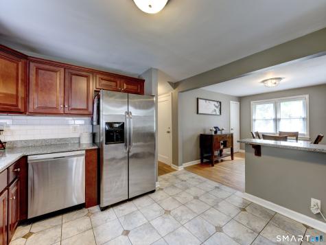 35 Helaine Road Manchester CT 06042