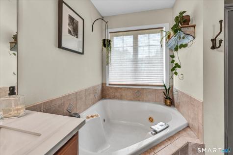 208 Debbie Drive Meriden CT 06451